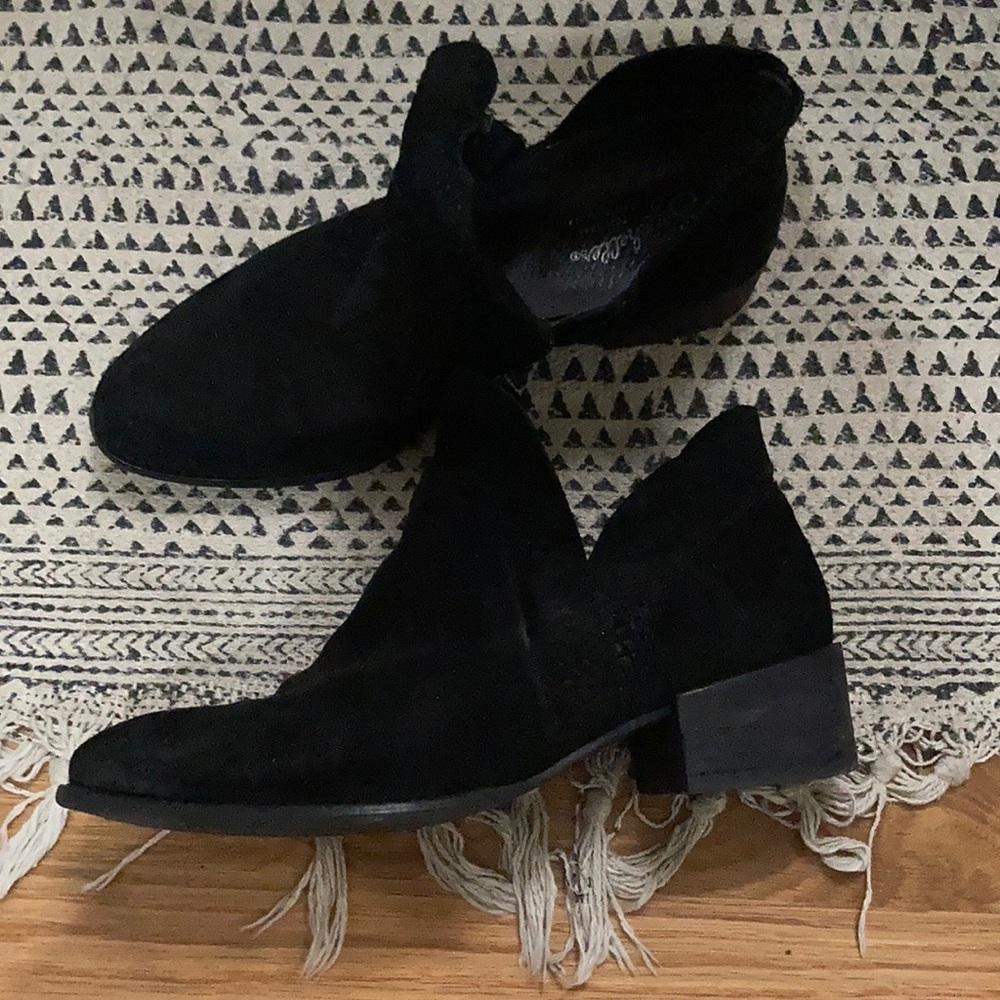 Seychelles Suede Ankle Bootie w/ Snake Detail